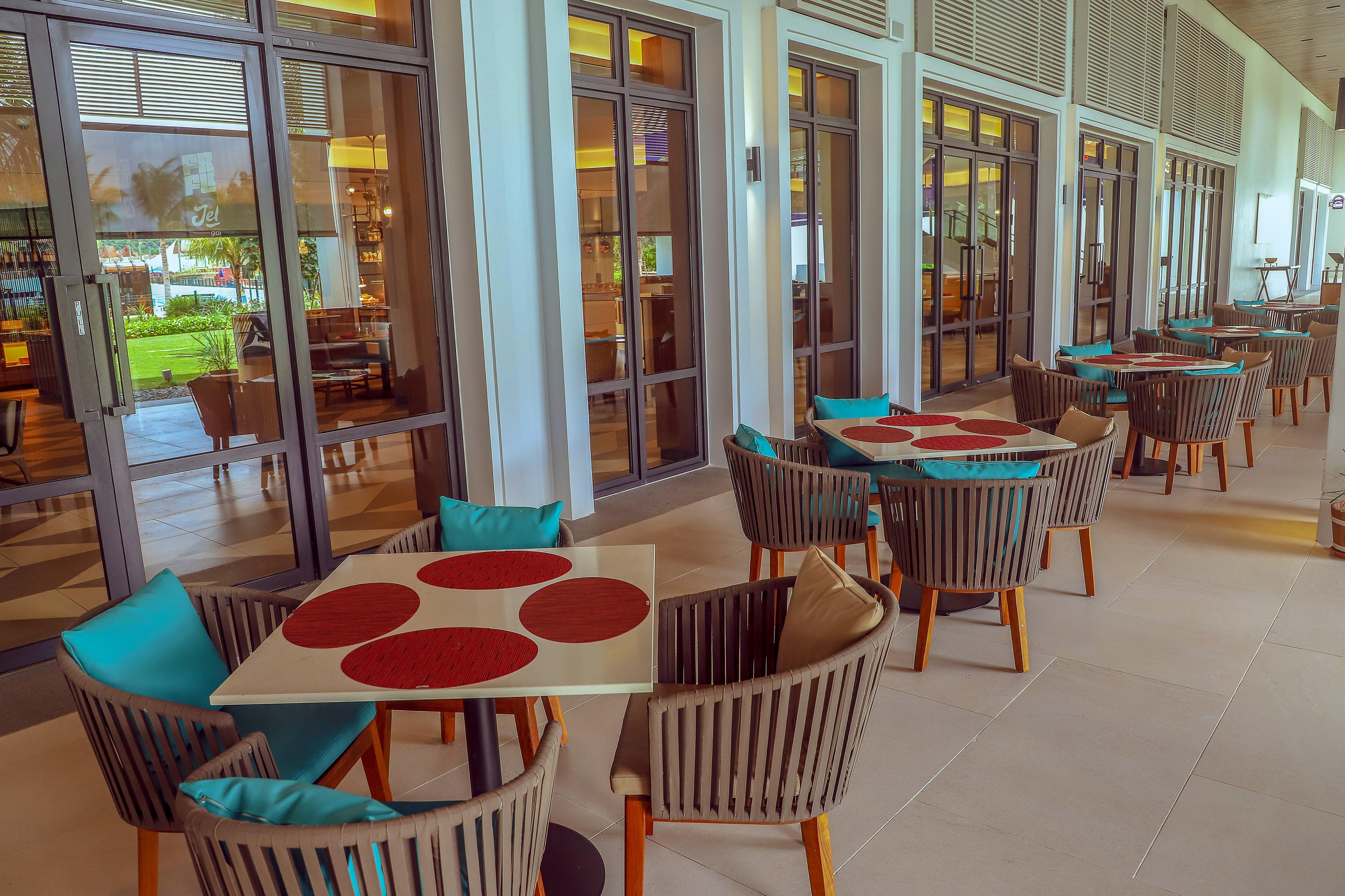 Hard Rock Hotel Desaru Coast Exterior foto The interior of the restaurant